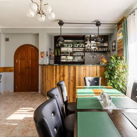 Przy Base Camp Pieniny Gasthof